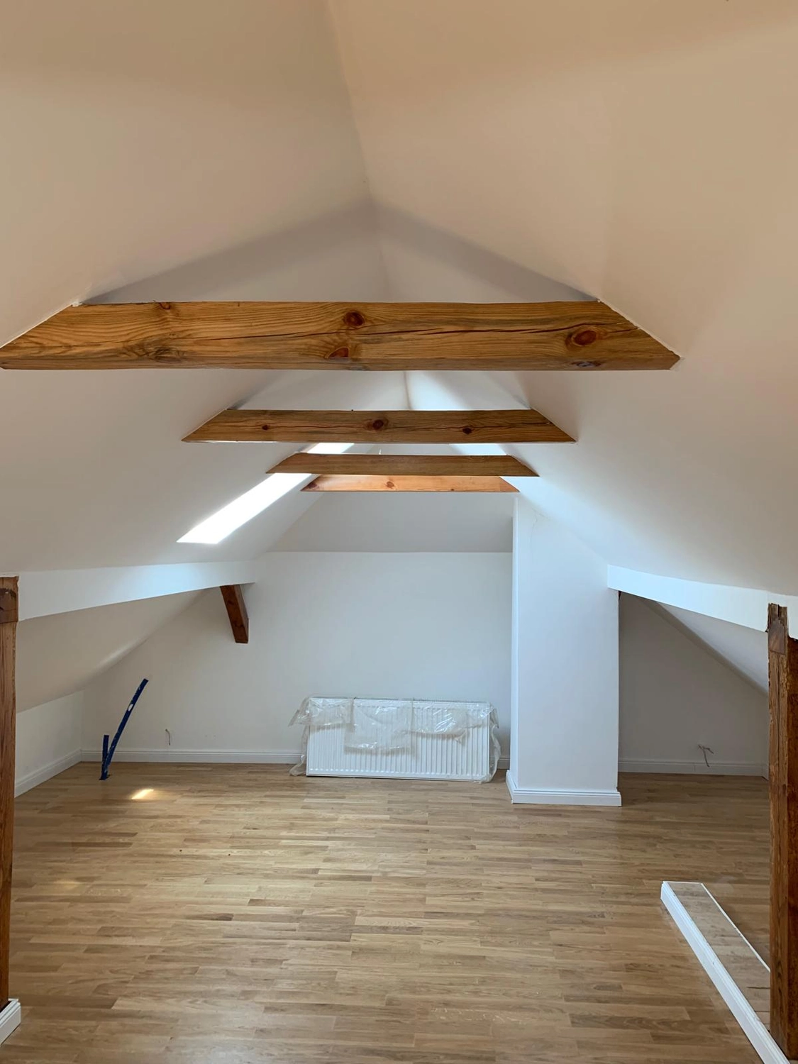 Raef Bau – Innenbau, Fliesenlegen, Trockenbau, Vermietung von Baugeräten – Renovierung